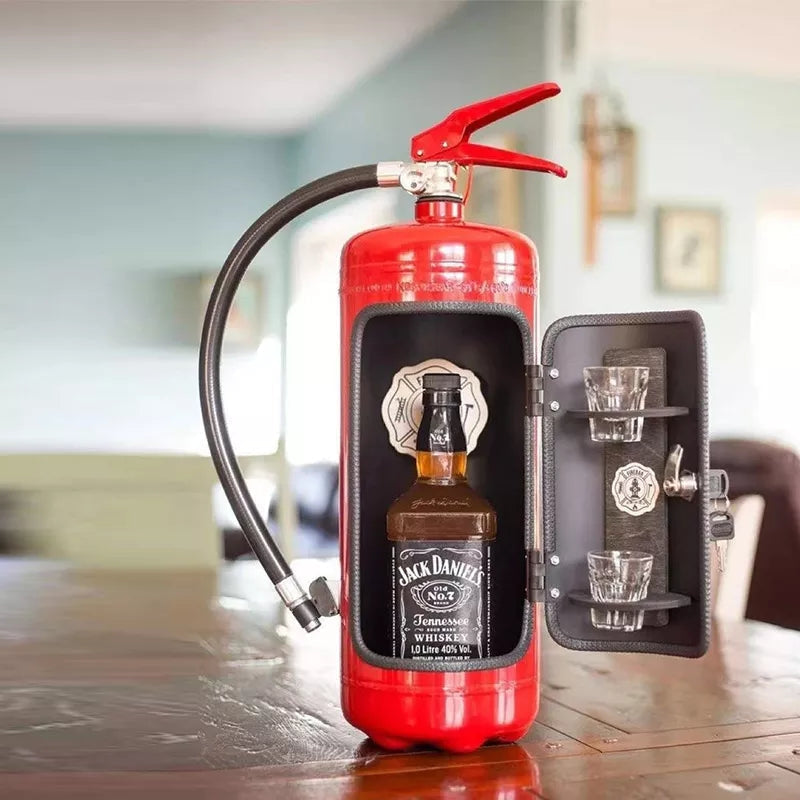 FireVault – Skjult opbevaring til flaske i design af brandslukker