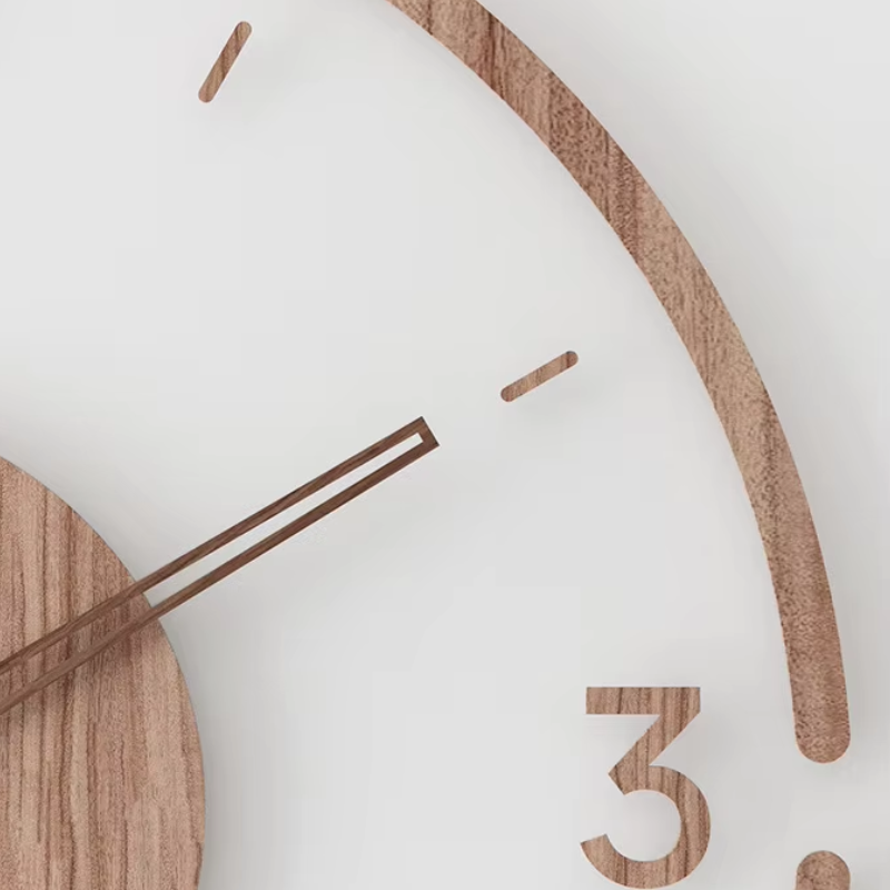 Moderne vægurs i træ – Minimalistisk og elegant design til stuen