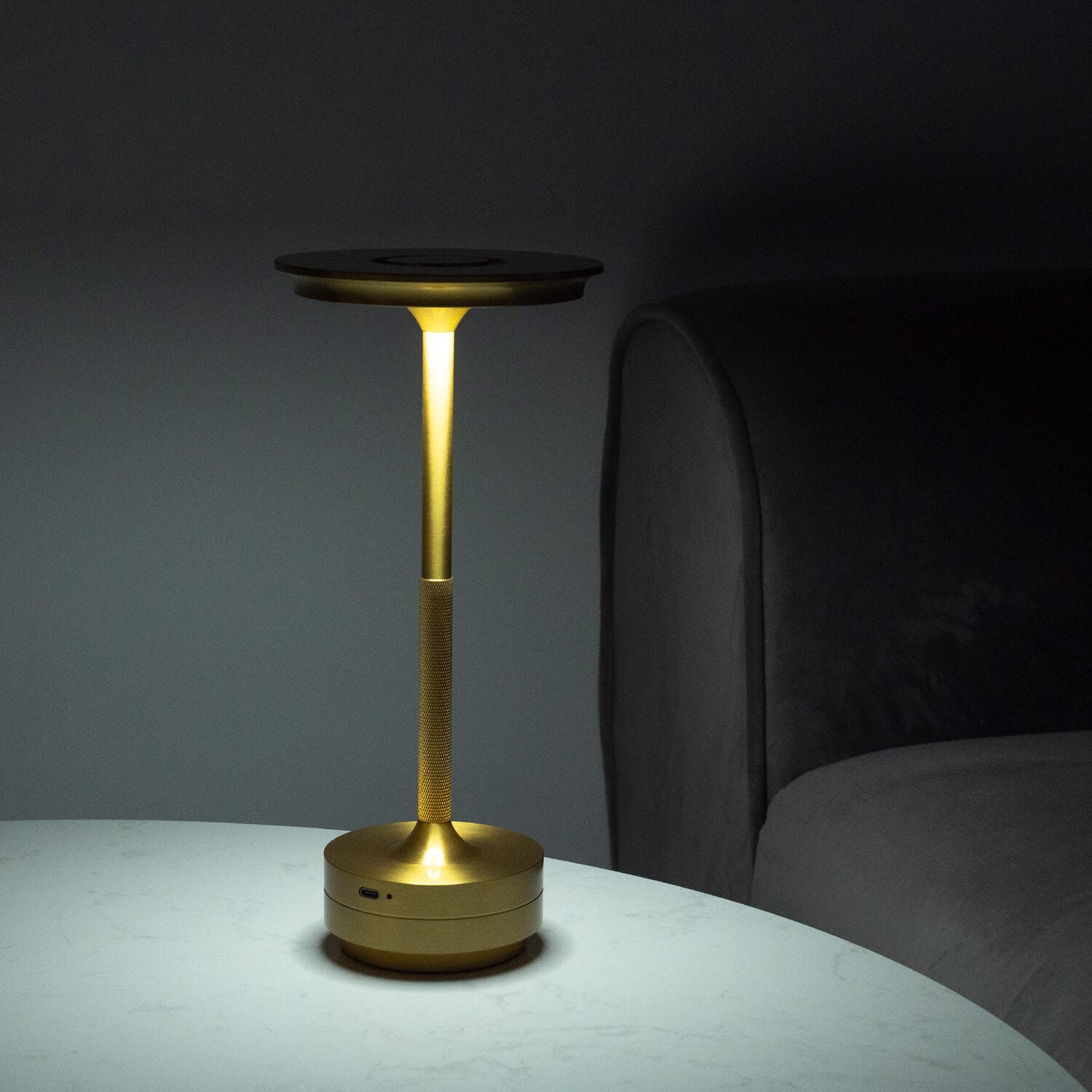 Bolendo MetalSense | Trådløs bordlampe i metal