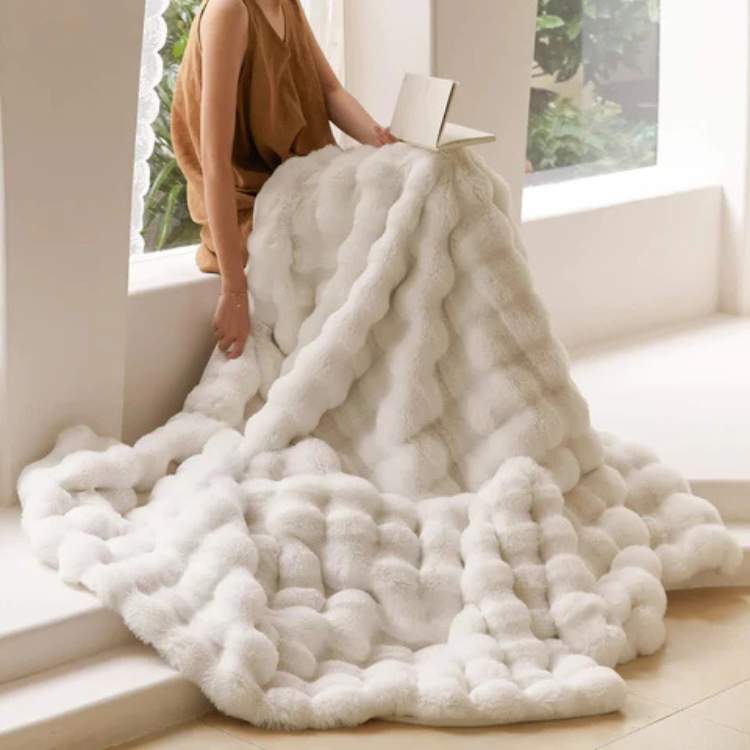 PlushHaven Faux Fur Vægtet Tæppe