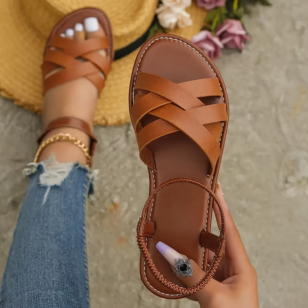 Elegante Sandaler til Damer med Krydsede Remme og Komfortabel Flad Sål