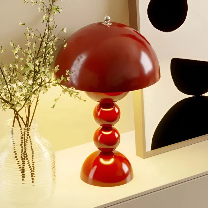 LED bordlampe med variabel lysstyrke i skandinavisk design