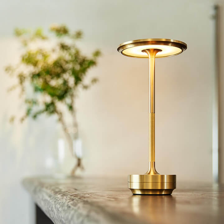 Bolendo MetalSense | Trådløs bordlampe i metal