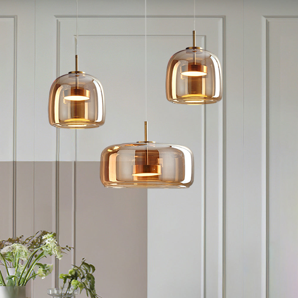 Solara Pendel Lys Amber Glas Med LED Og Guld Metal