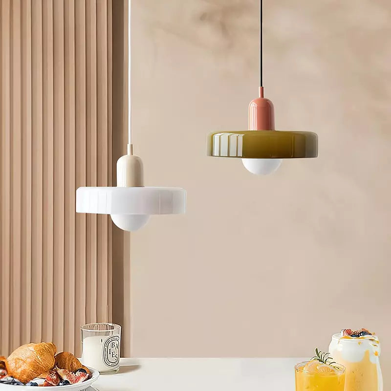 Bauhaus Aurelo Farvet Glas Pendellampe Til Spisestuer