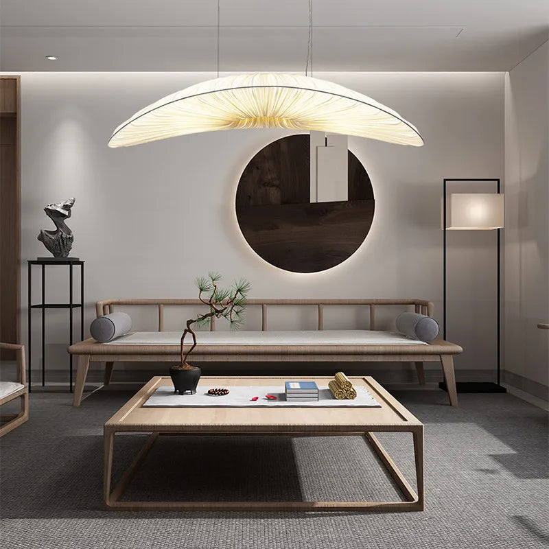 Aurelia Hvid Pendel Lampe Med Stof Kranse