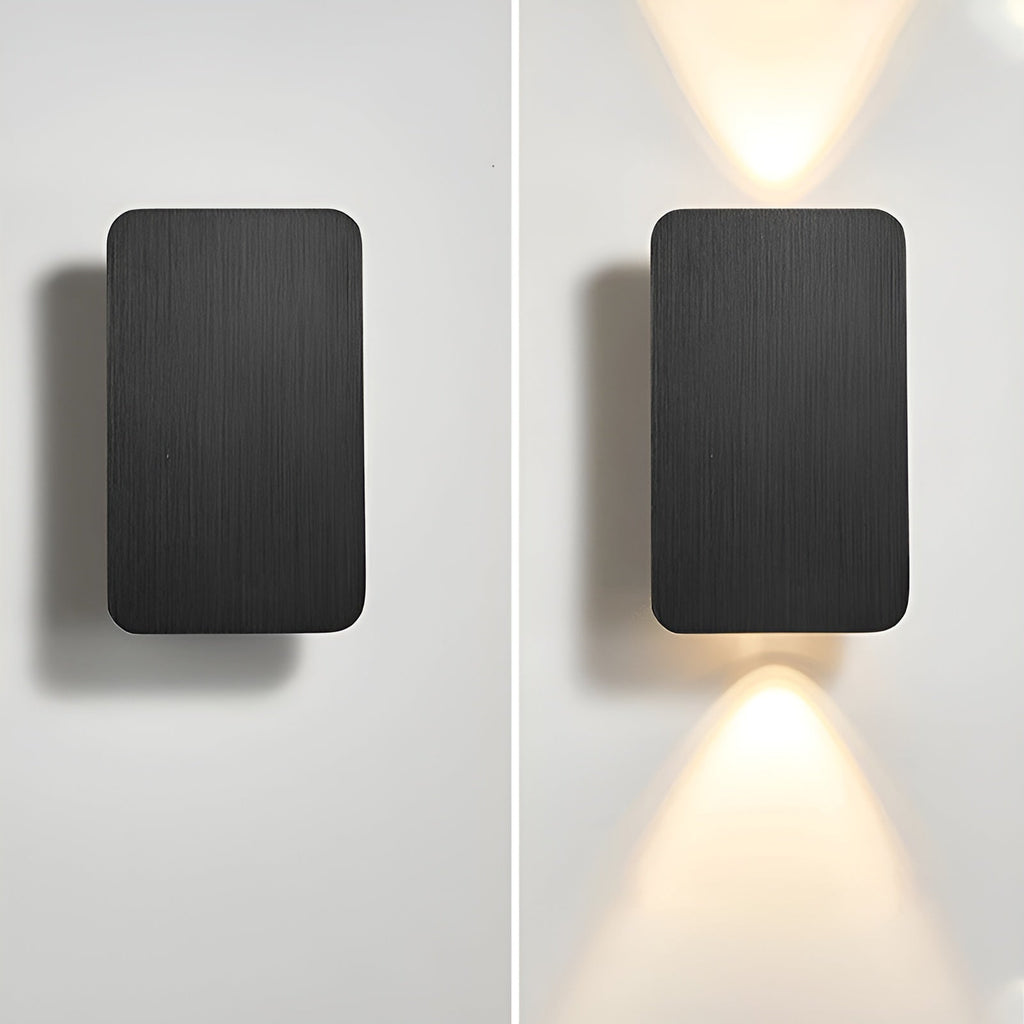 LED væglampe med opad- og nedadgående lysstråle – Moderne og stemningsfuld