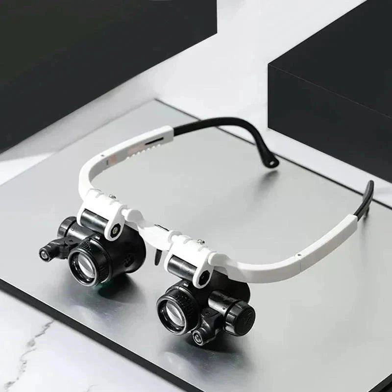ClaritySight Pro LED Forstørrelsesbriller med 8x, 15x og 23x Zoom | Petprovac