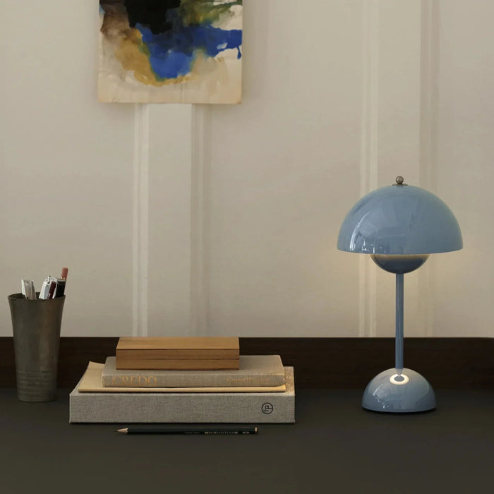 AuroraGlo LED-Bordlampe - ikonisk design til ethvert rum