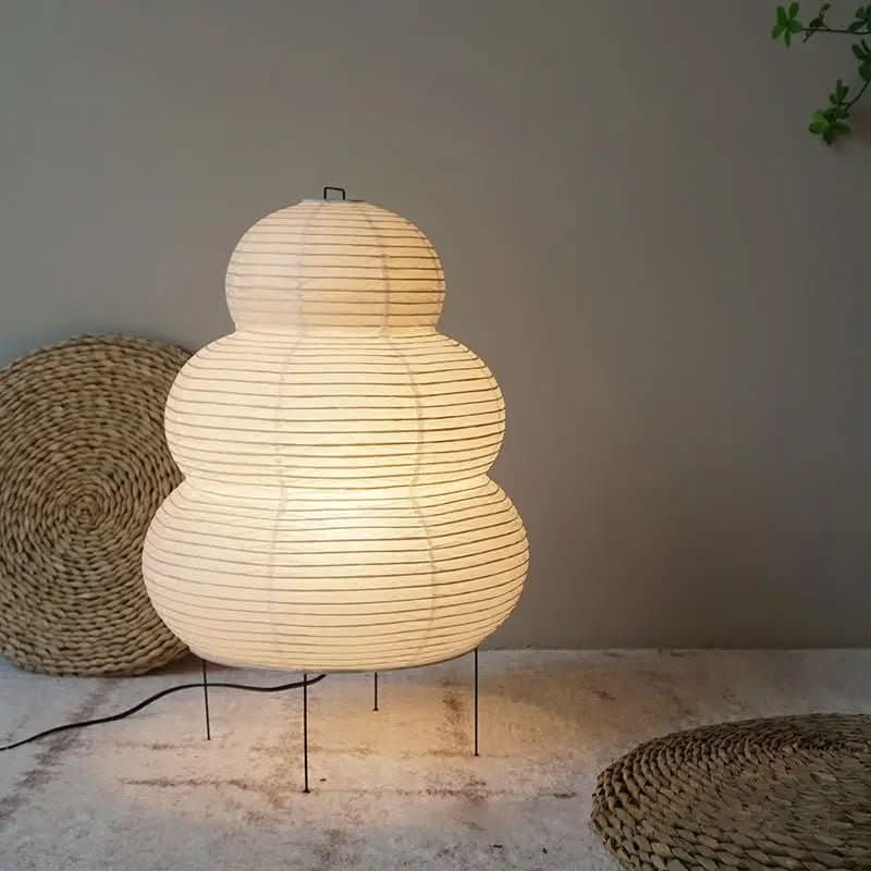 Bordlampe med Rispapir Skærm og Japansk Inspireret Design