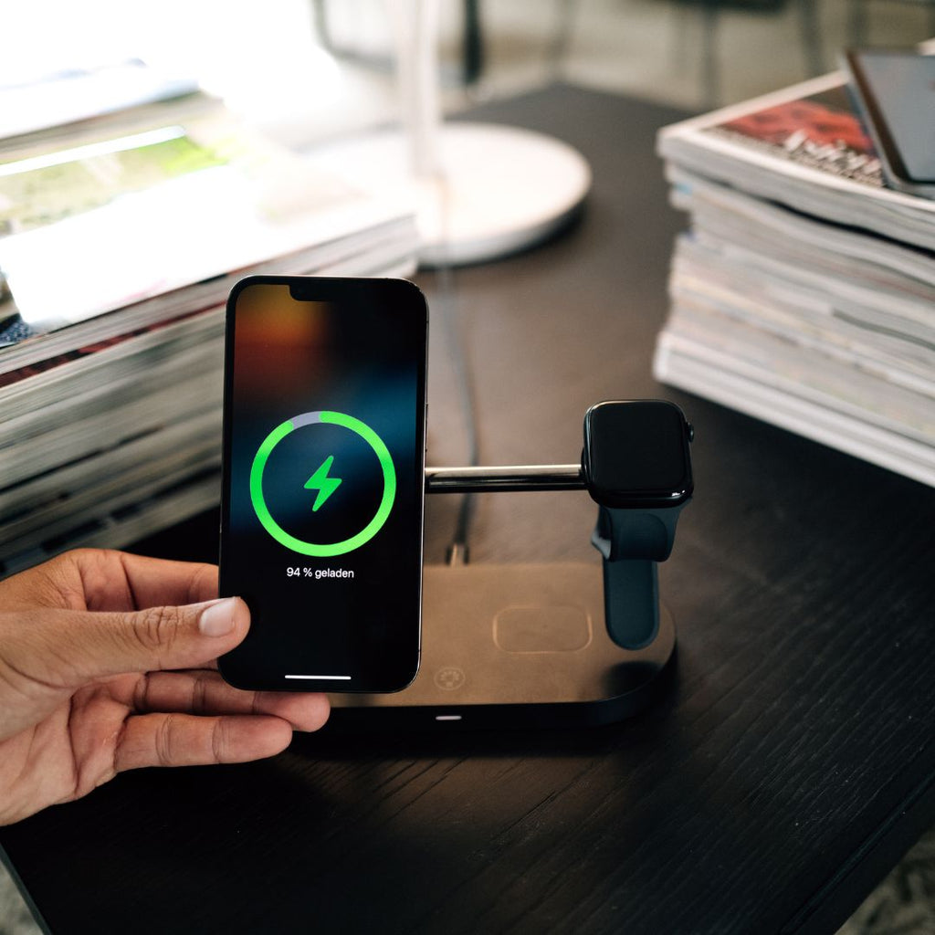 MultiCharge Pro 3-i-1 Ladestation – Trådløs opladning til 3 enheder