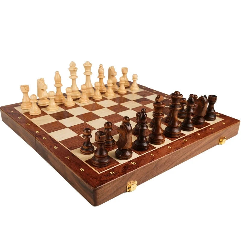 Strategio Massivtræ Skakspil – Foldbart Bræt, Ædle Figurer & Klassisk Design