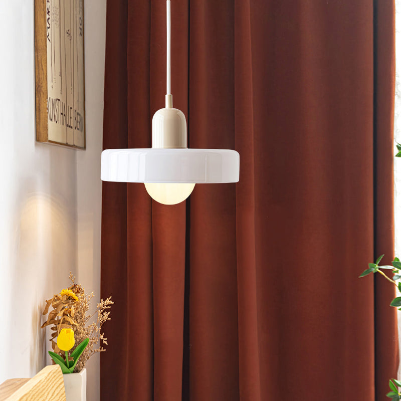 Bauhaus Aurelo Farvet Glas Pendelampe Til Spisestuer