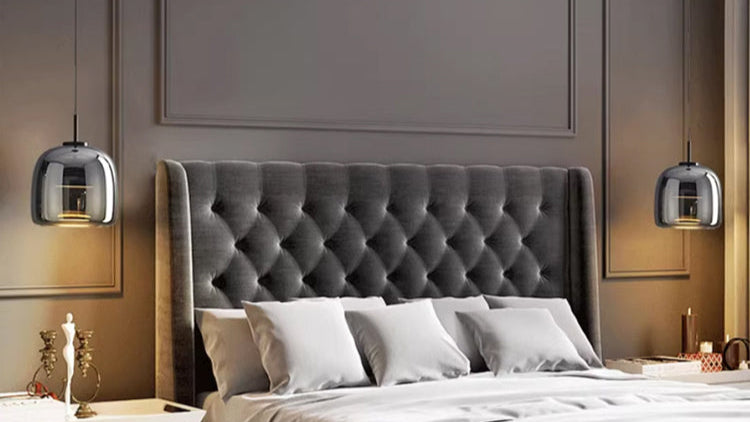 Noir Pendellampe med Røget Glas i Sort Minimalistisk Stil