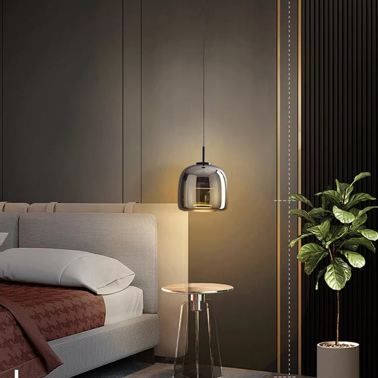 Noir Pendellampe med Røget Glas i Sort Minimalistisk Stil