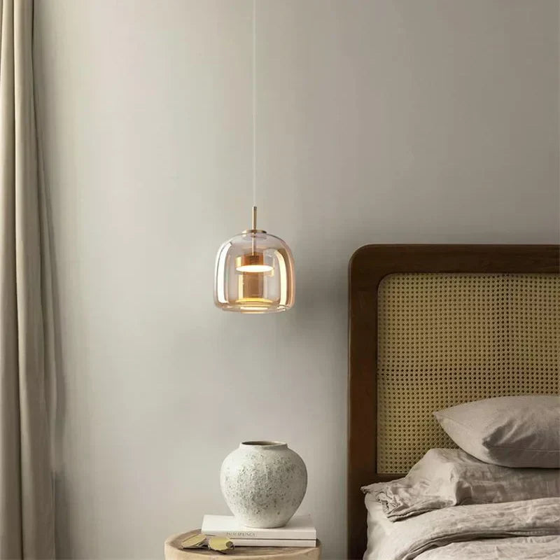 LumaNest Glaslampe Til Minimalistisk Belysning I Lyse, Luftige Rum