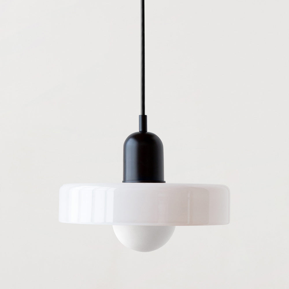 Bauhaus Aurelo Farvet Glas Pendelampe Til Spisestuer