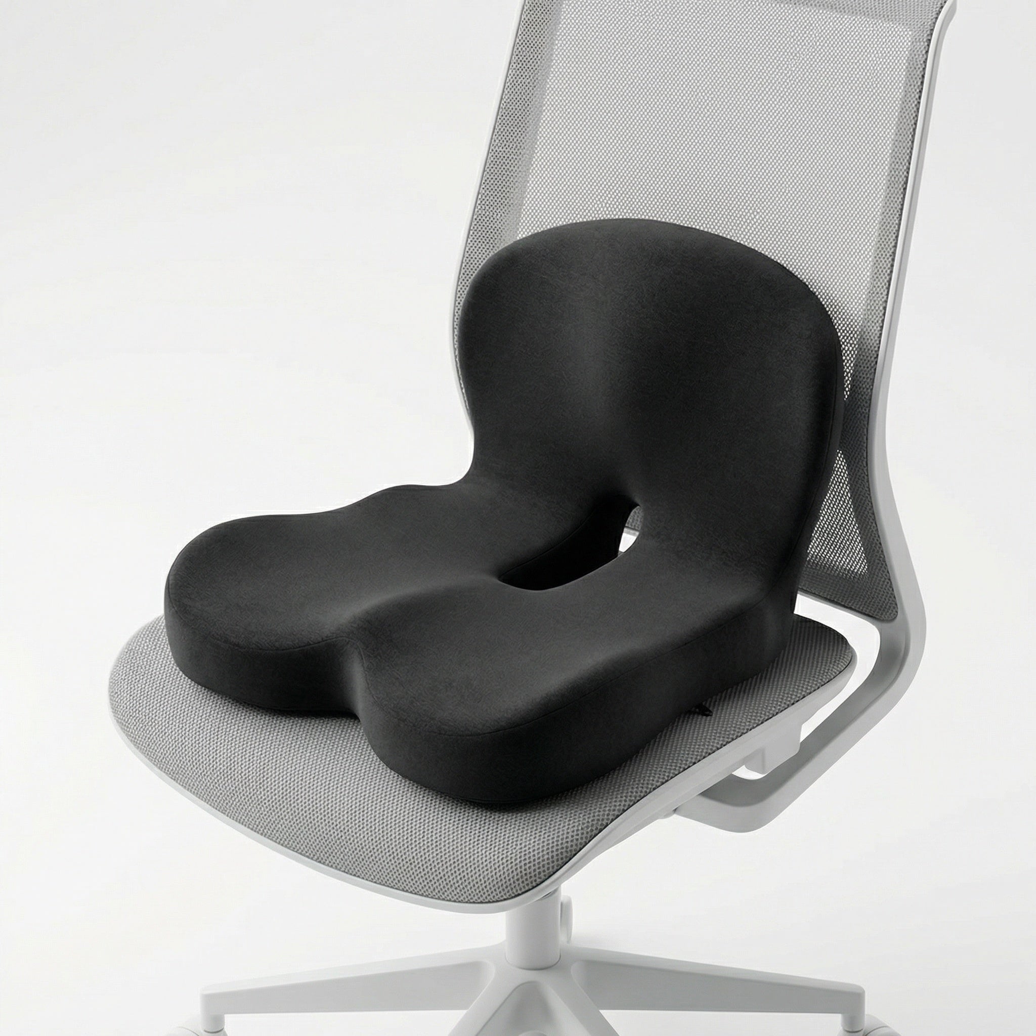 Sædehynde – Ergonomisk form med åndbart memory-skum & skridsikker underside