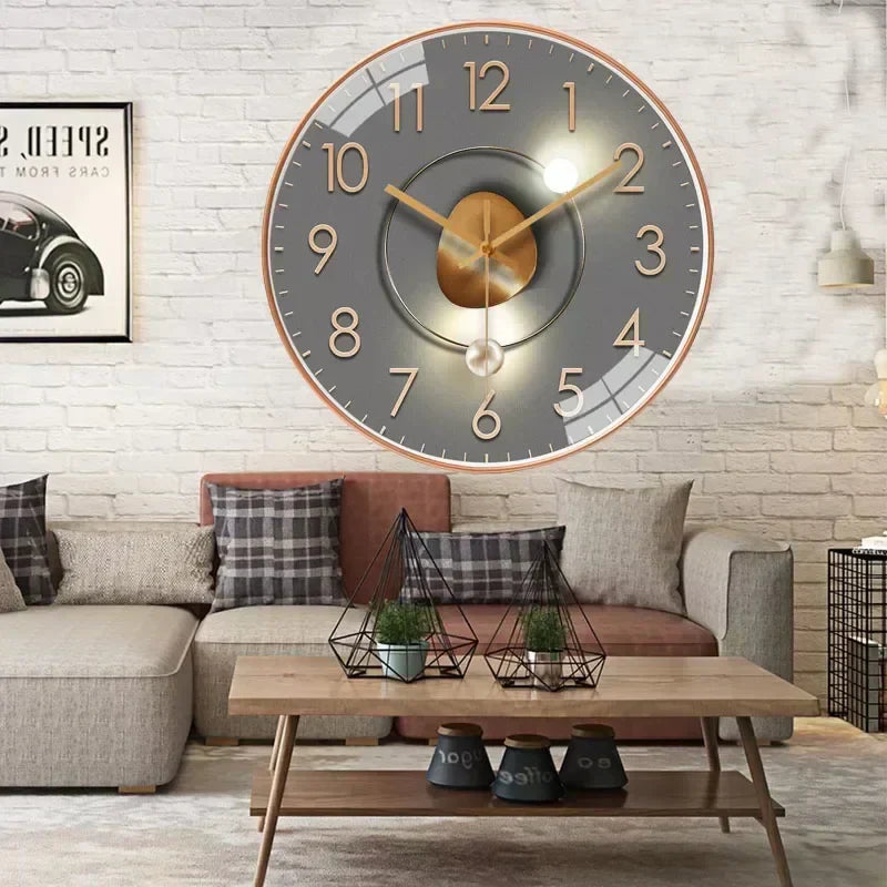 Vægure Silenttime - Klassisk og elegant design