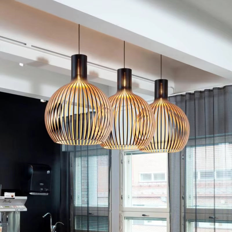 Natura Orb Pendellampe – Organisk Trædesign til Hygge Interiører