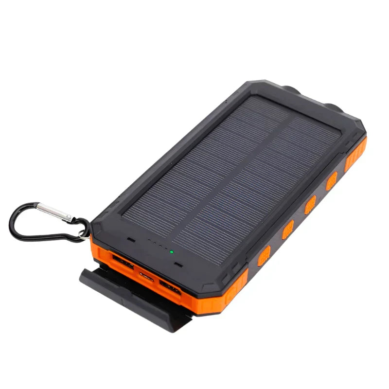 Solcelledrevet Powerbank med lommelygte – SolarCharge Pro
