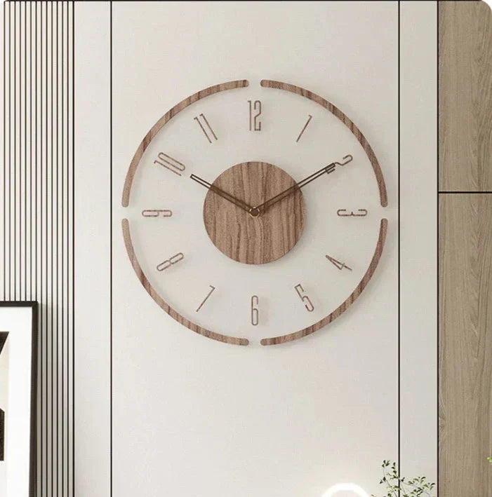 Moderne vægurs i træ – Minimalistisk og elegant design til stuen