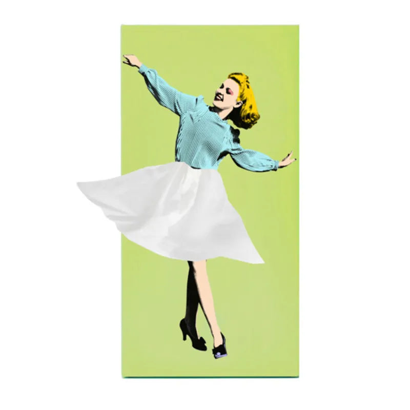 Kevara Mindeske Tissueskasse med Vintage Pin-Up Kjole Designs i Træfinish