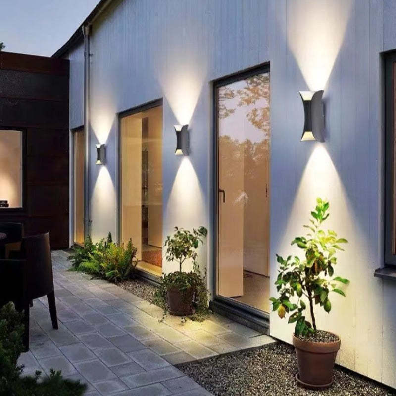 Arcora Curve Udendørs Væglampe Med LED IP65 Fastmonteret