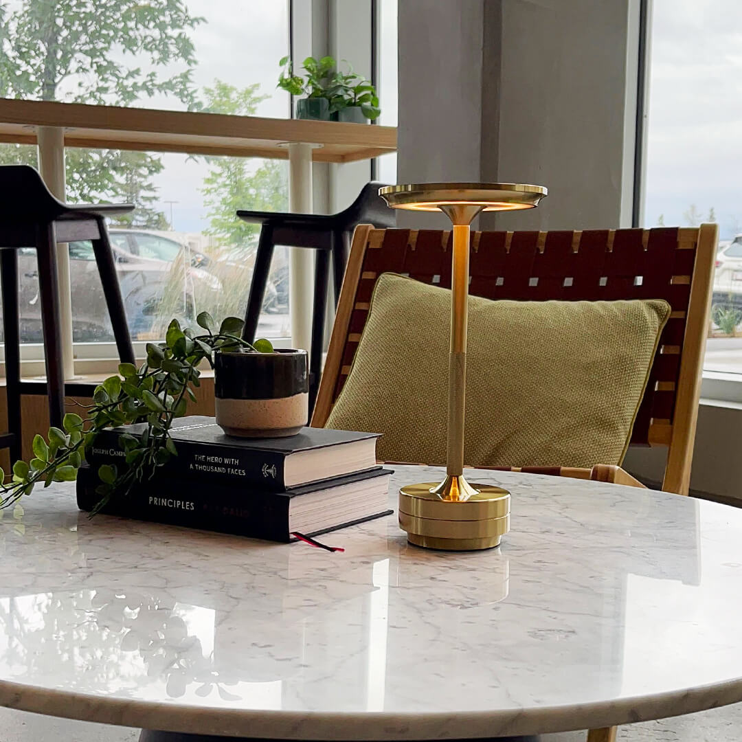 Bolendo MetalSense | Trådløs bordlampe i metal