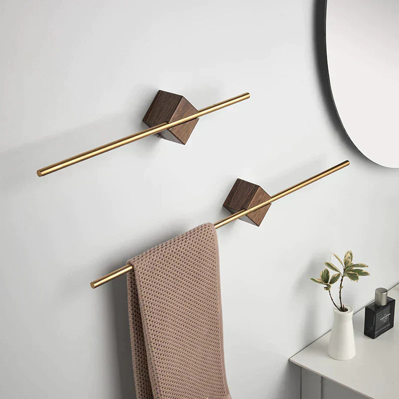 BadeWunder håndklædeholder – Minimalistisk design møder praktisk badeorden