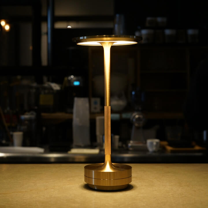 Bolendo MetalSense | Trådløs bordlampe i metal