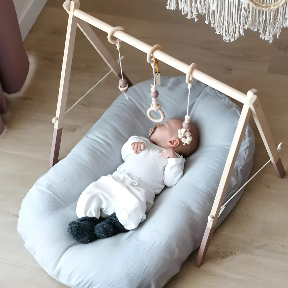 Alsidig Ortopædisk Baby Pude – Blød & Åndbar Støtte