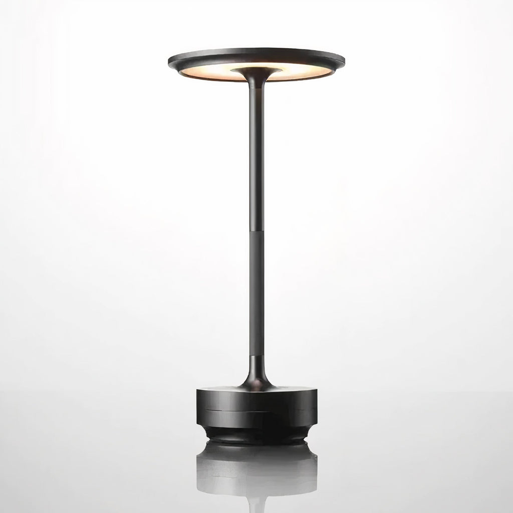 LumenArt - Elegant bordlampe fra Thomas