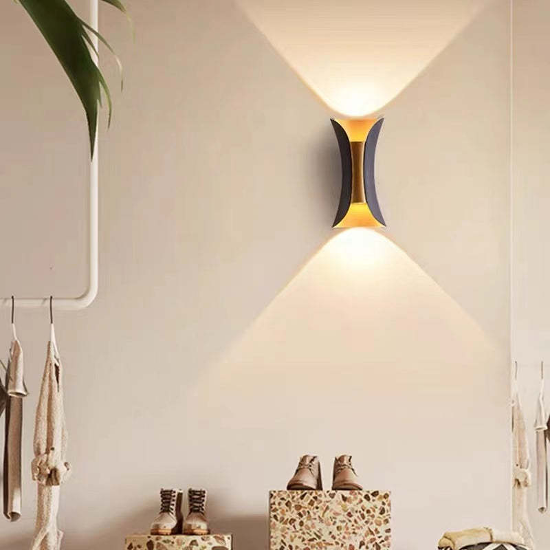 Arcora Curve Udendørs Væglampe Med LED IP65 Fastmonteret