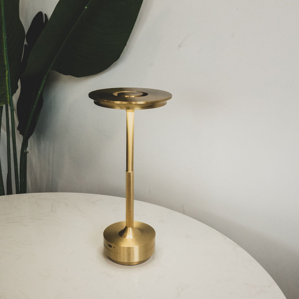Bolendo MetalSense | Trådløs bordlampe i metal