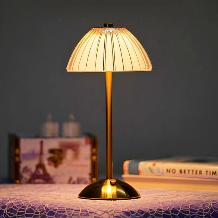 LightSphere - Elegant Bordlampe