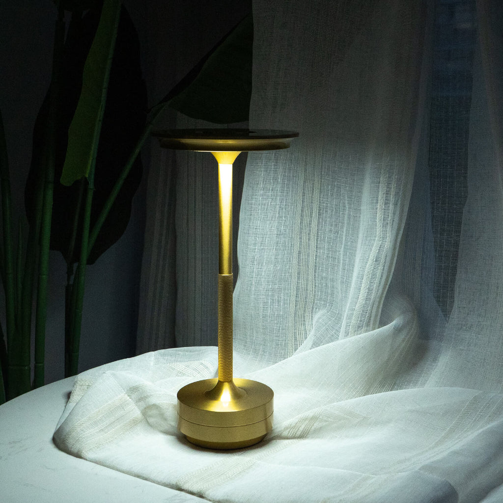 Bolendo MetalSense | Trådløs bordlampe i metal