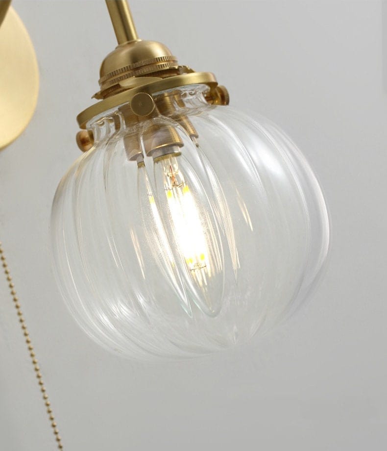 Kompakt Væglampe Med Globus Af Vintage Glas Til Stuen