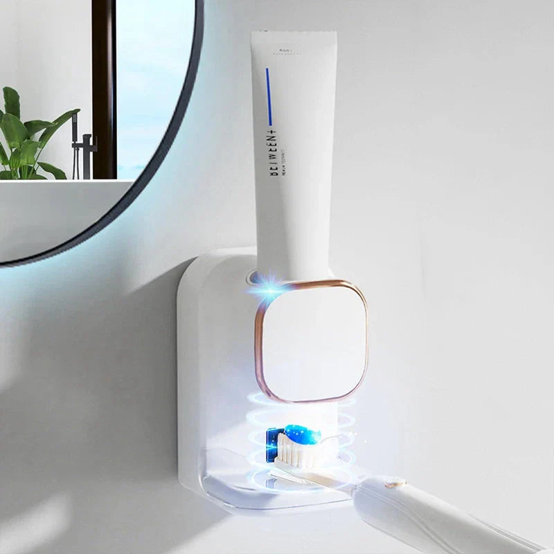 Magisk Tandpasta Dispenser – Ren Dosering uden Klatter