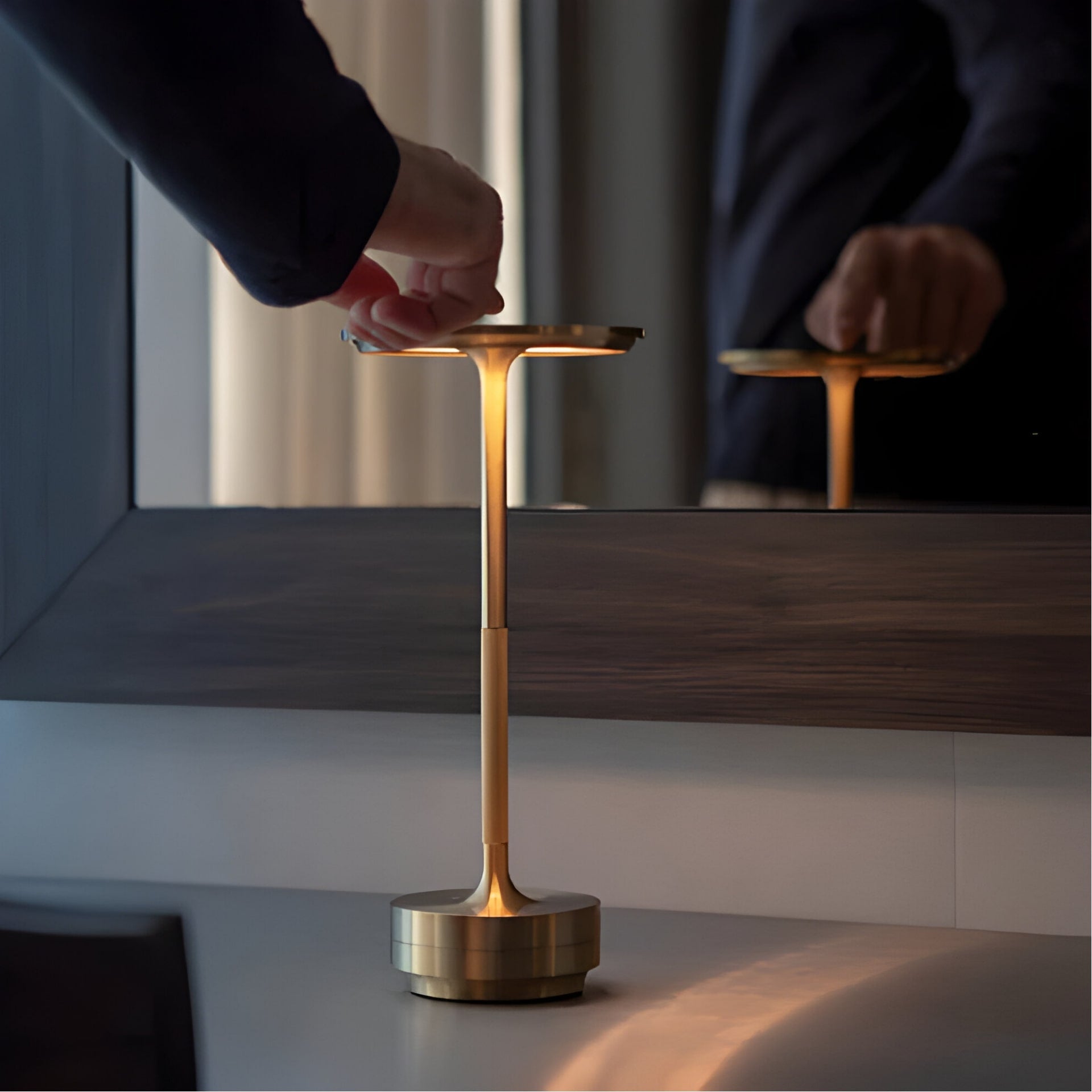 Lampe til stuen | trådløs bordlampe | bordlampe med batteri | LumaViva