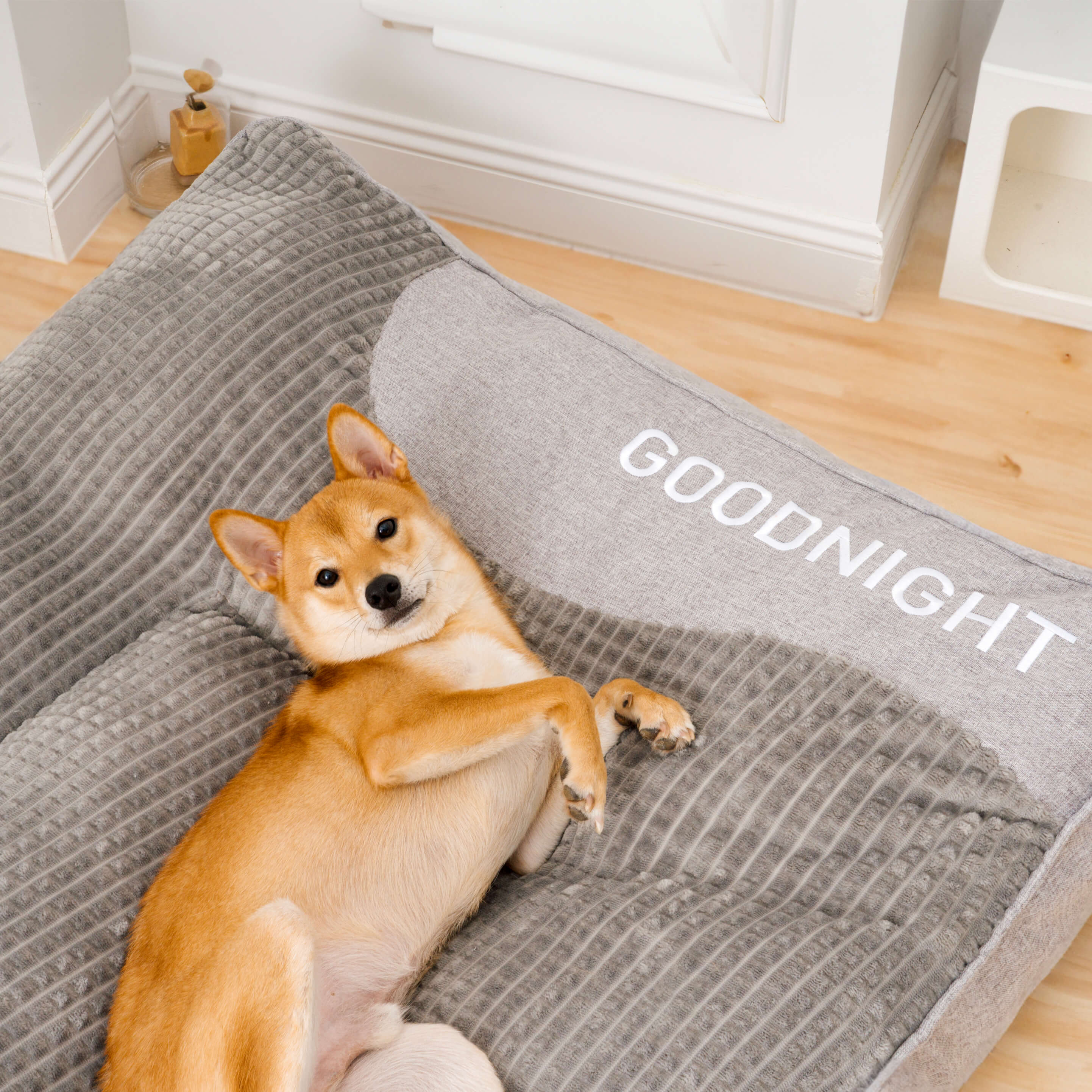 Ortopædisk Hundepude Stor – Luksus Memory Foam Hundeseng med Hovedstøtte