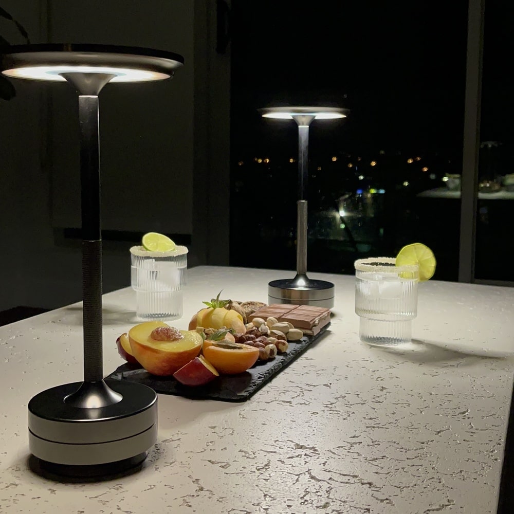 Bolendo MetalSense | Trådløs bordlampe i metal