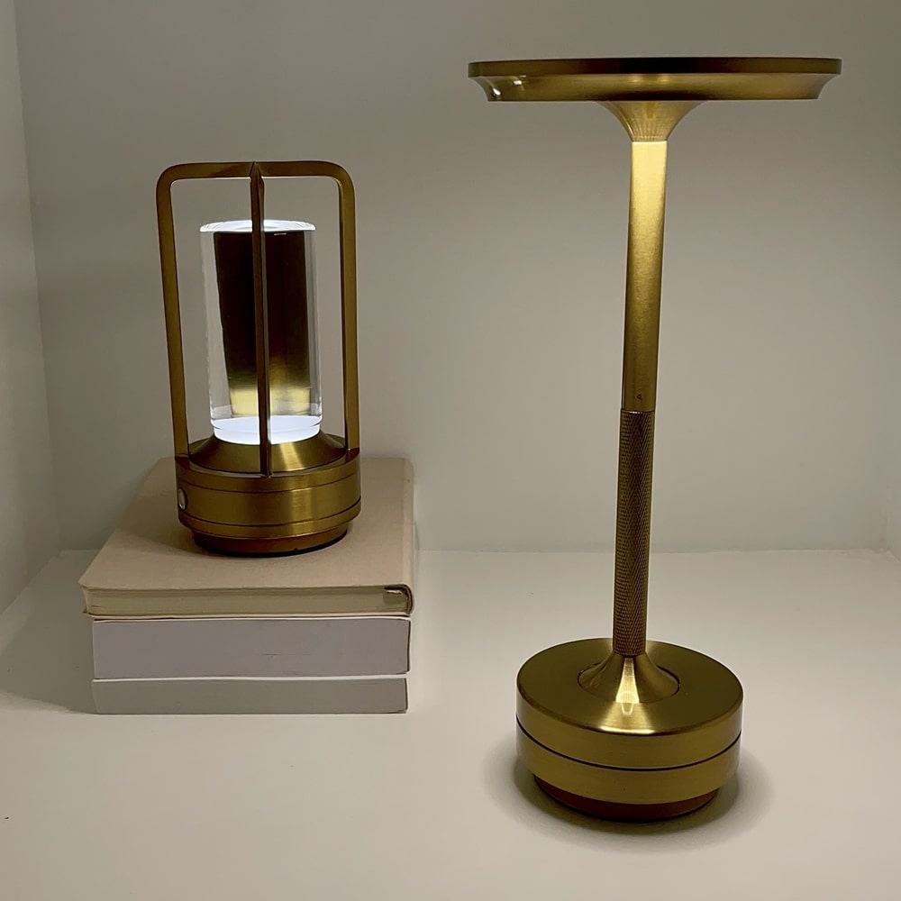 Bolendo MetalSense | Trådløs bordlampe i metal