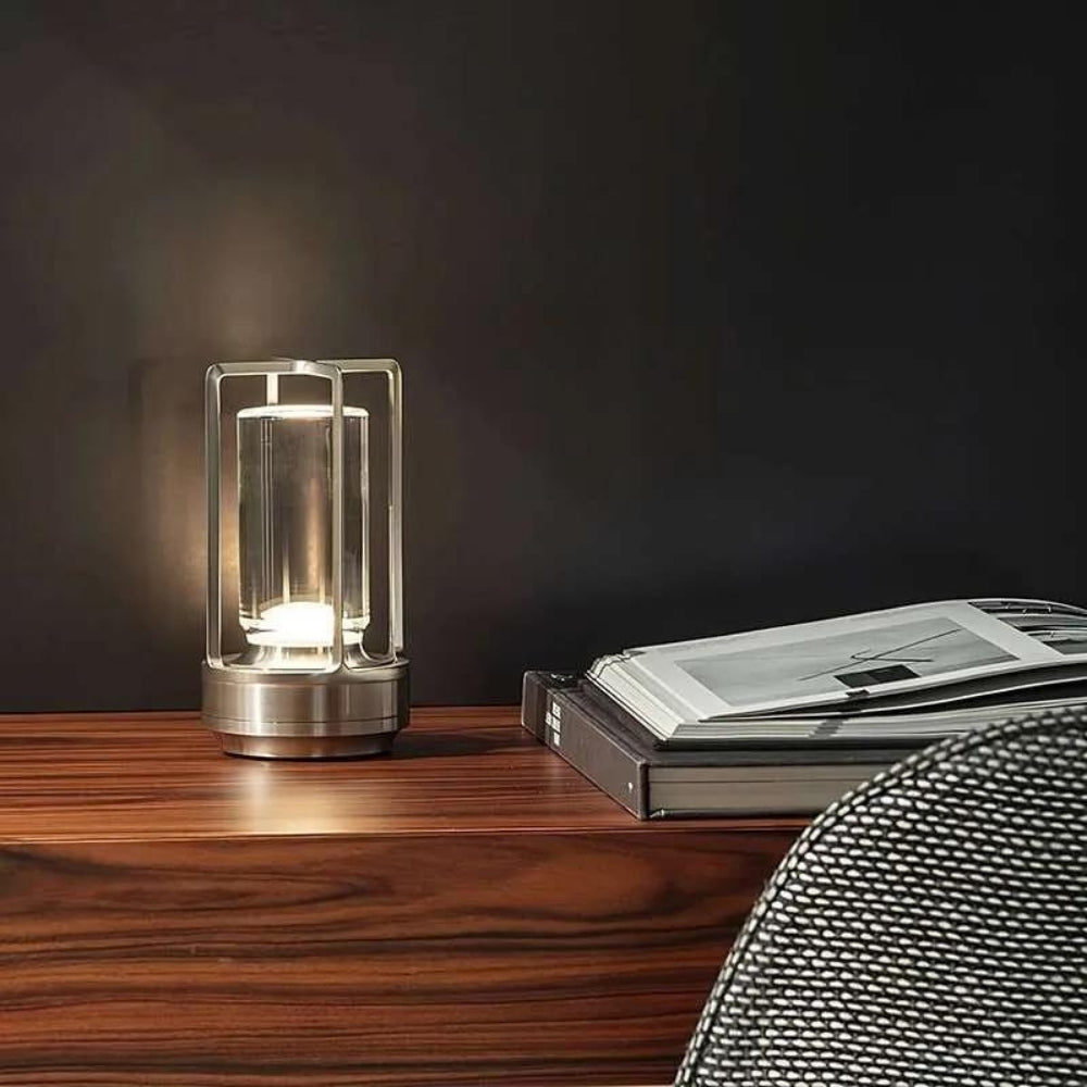 Bordlampe med batteri | Moderne LED Bordlampe | Lanterne Lampe | NordicLicht