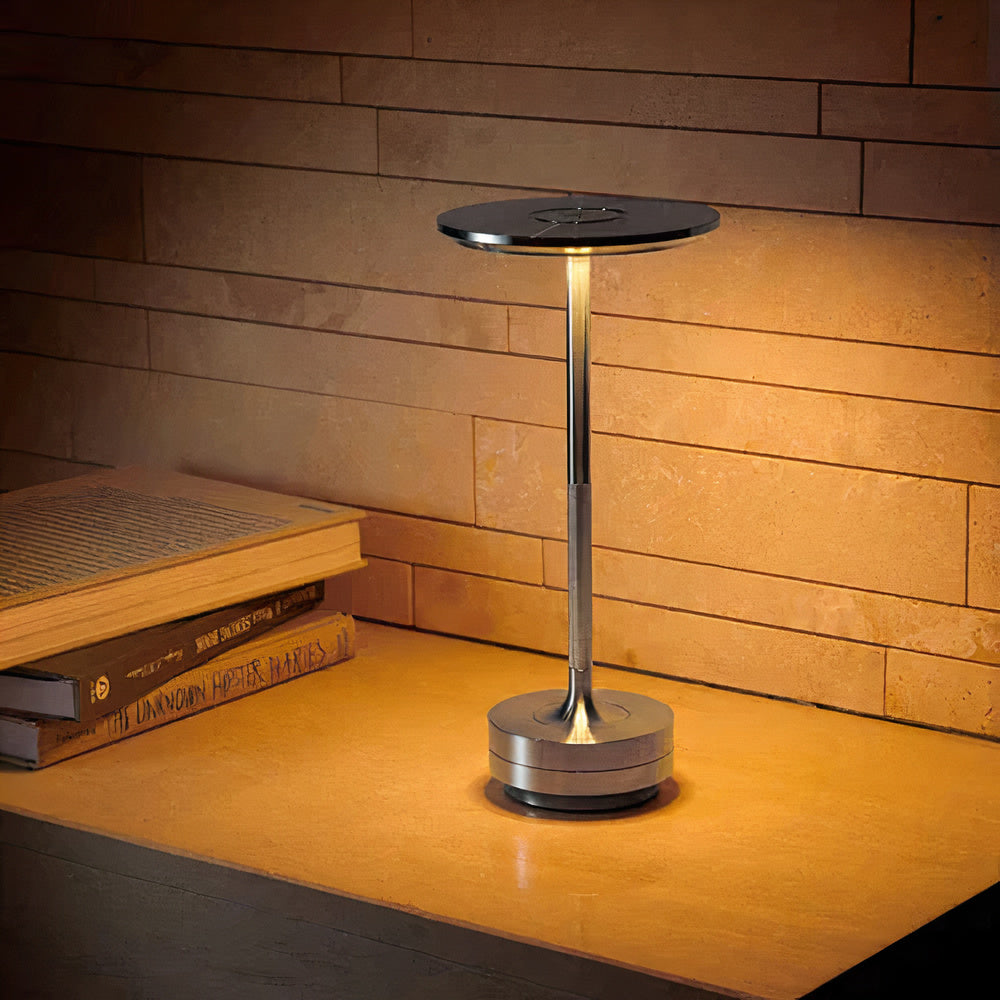 LumenArt - Elegant bordlampe fra Thomas